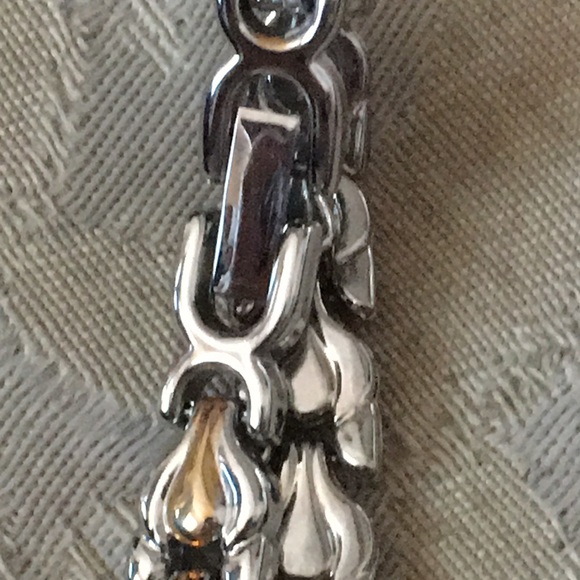 Watch and bracelet - Picture 11 of 17